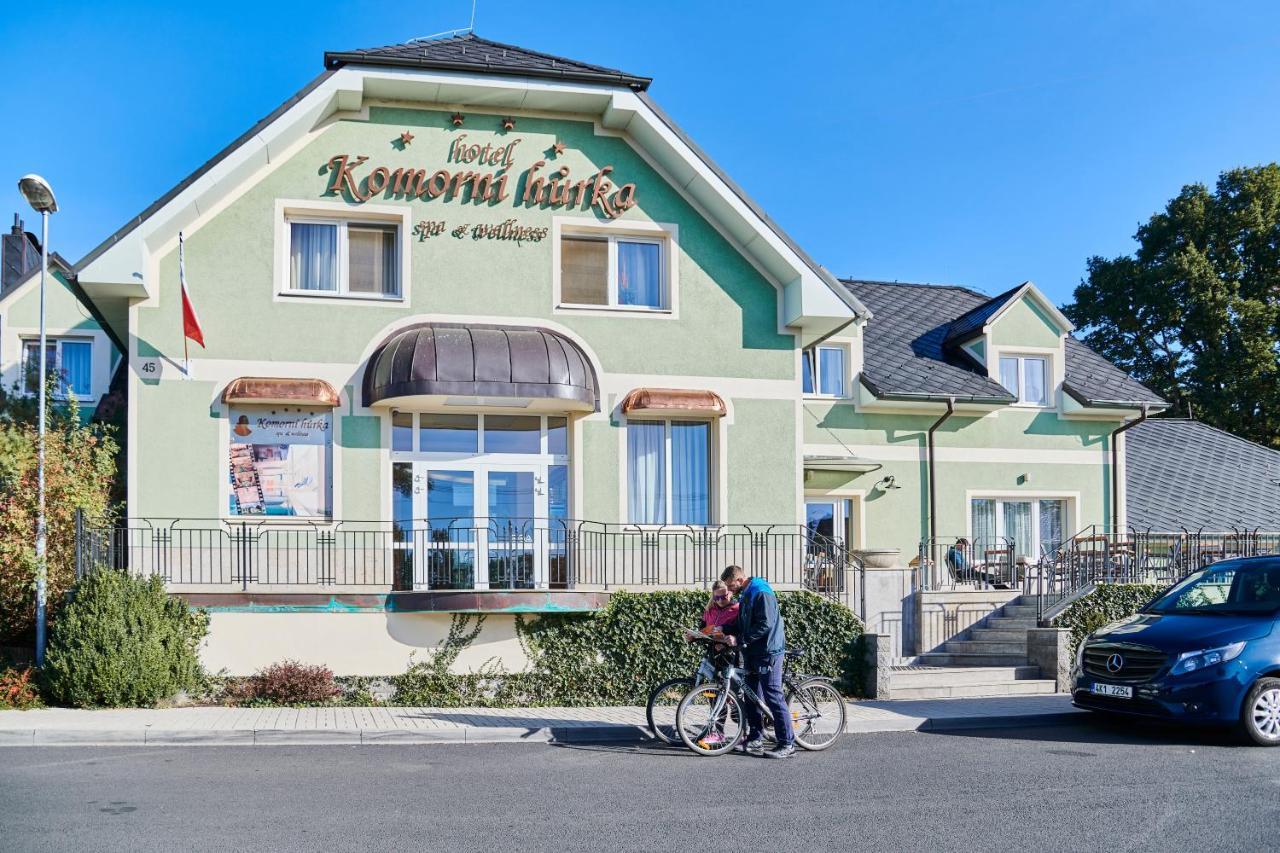 Komorni Hurka Hotel Хеб Екстериор снимка